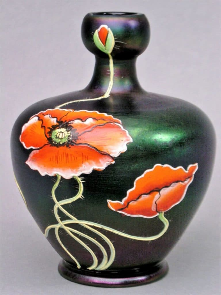 Betty Hedrich Vase Mohnblüten Manufaktur Ferdinand von Poschinger, um 1900