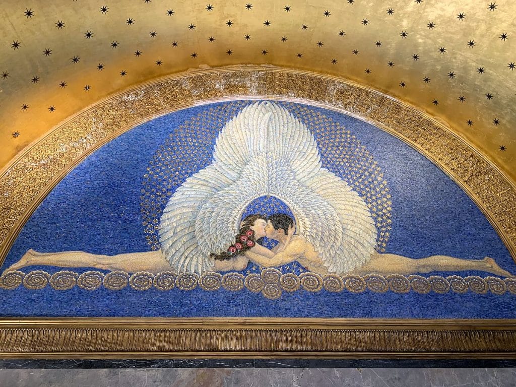 Darmstadt Hochzeitsturm - Mosaik "Der Kuss" von Friedrich Wilhelm Kleukens